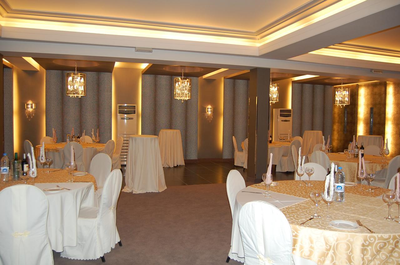 Mamba Point Hotel Монровия Экстерьер фото