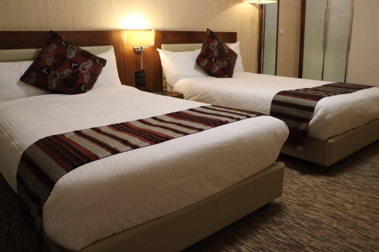 Mamba Point Hotel Монровия Экстерьер фото